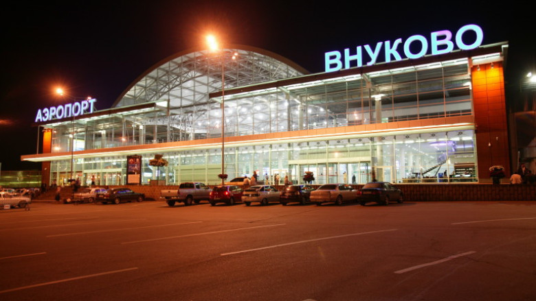 Московските летища отново спряха работа